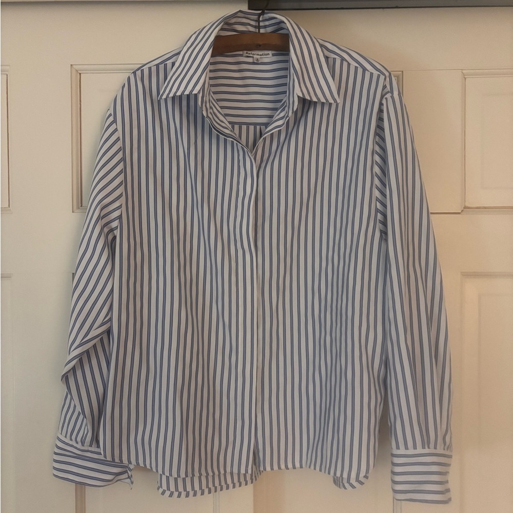 Reformation Women’s Oversized Blue and White Striped Button down